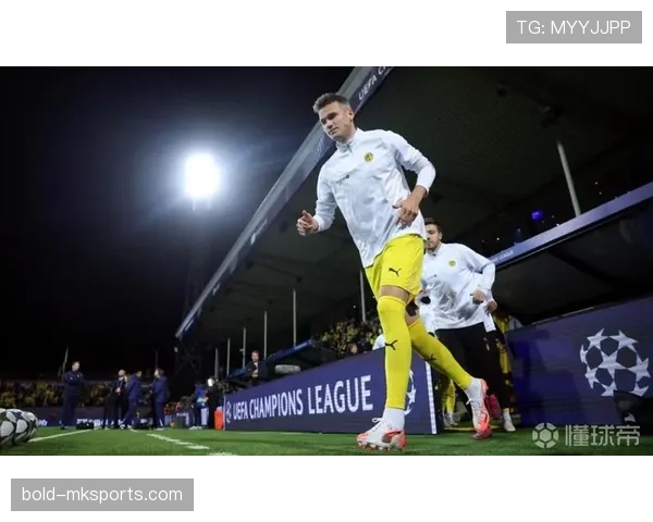 哈兰德无球跑动闪耀全场,攻防两端助力球队大放异彩 哈兰德无球跑动闪耀全场,攻防两端助力球队大放异彩