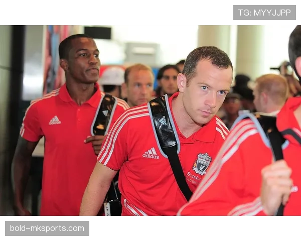 奥格斯堡新星闪耀赛场，球队强势逆袭彰显顽强斗志