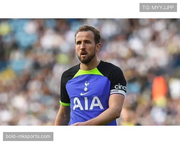 哈里·凯恩无球跑动与空间利用是否符合现代前锋标准