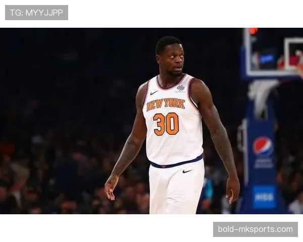 兰德尔单打胜过挡拆，对强硬内线更高效